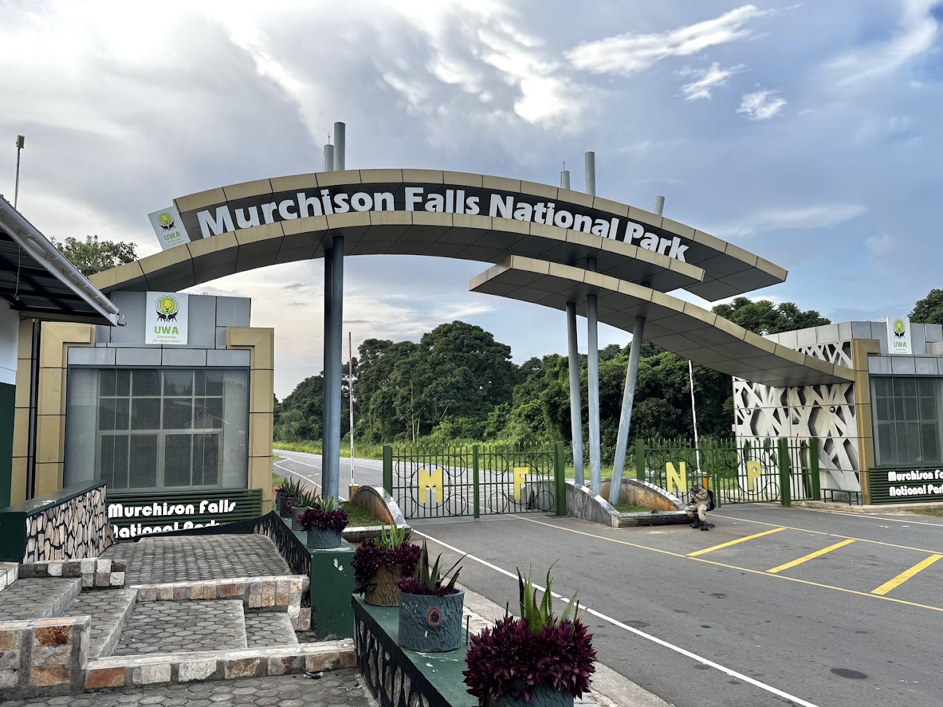 7 Days Murchison, Kibale, Queen Elizabeth, Bwindi & Lake Bunyonyi — 7-day Uganda safari day-by-day itinerary hero