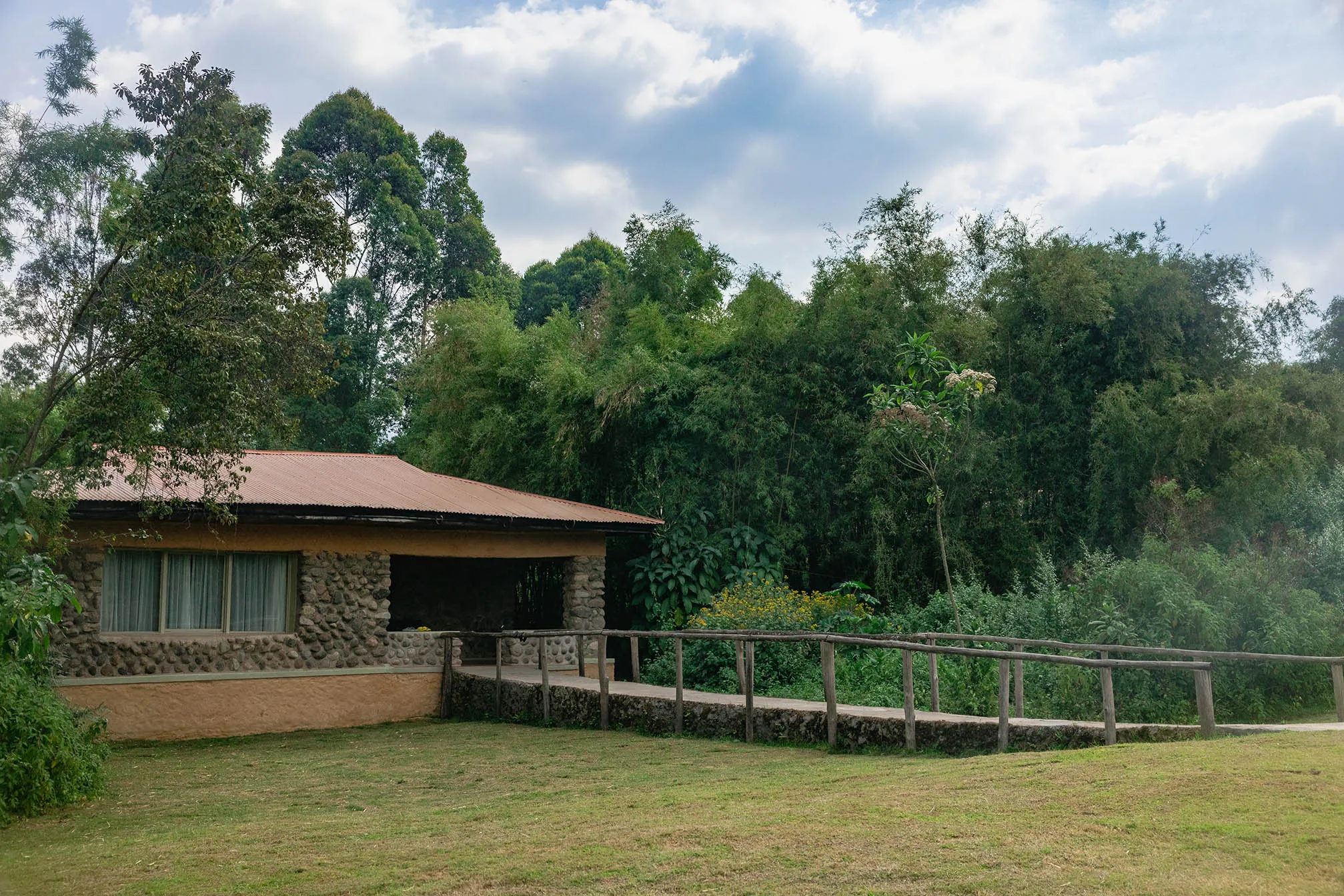 Mountain Gorilla View Lodge β overnight on day 5